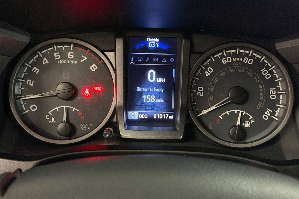 Thumbnail: 2019 Toyota Tacoma - 15