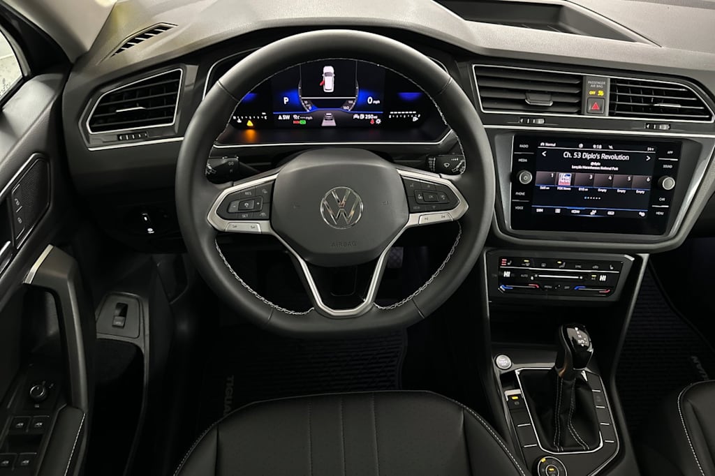 2024 Volkswagen Tiguan SE 10