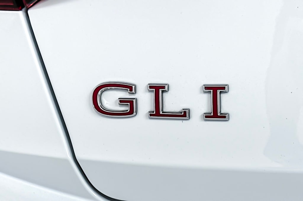 Thumbnail: 2022 Volkswagen Jetta - 27