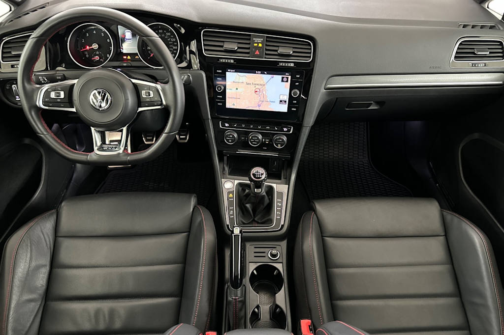 Thumbnail: 2019 Volkswagen Golf - 2