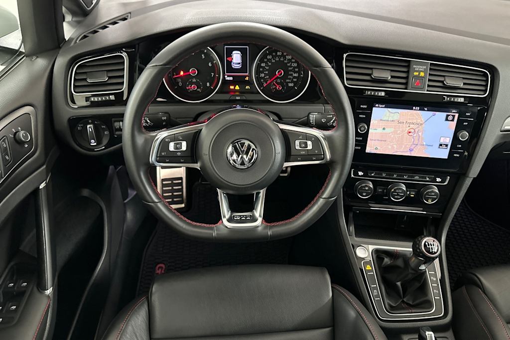 Thumbnail: 2019 Volkswagen Golf - 10