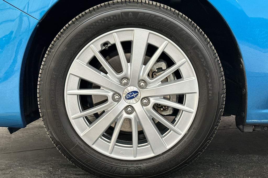 2017 Subaru Impreza Premium 7