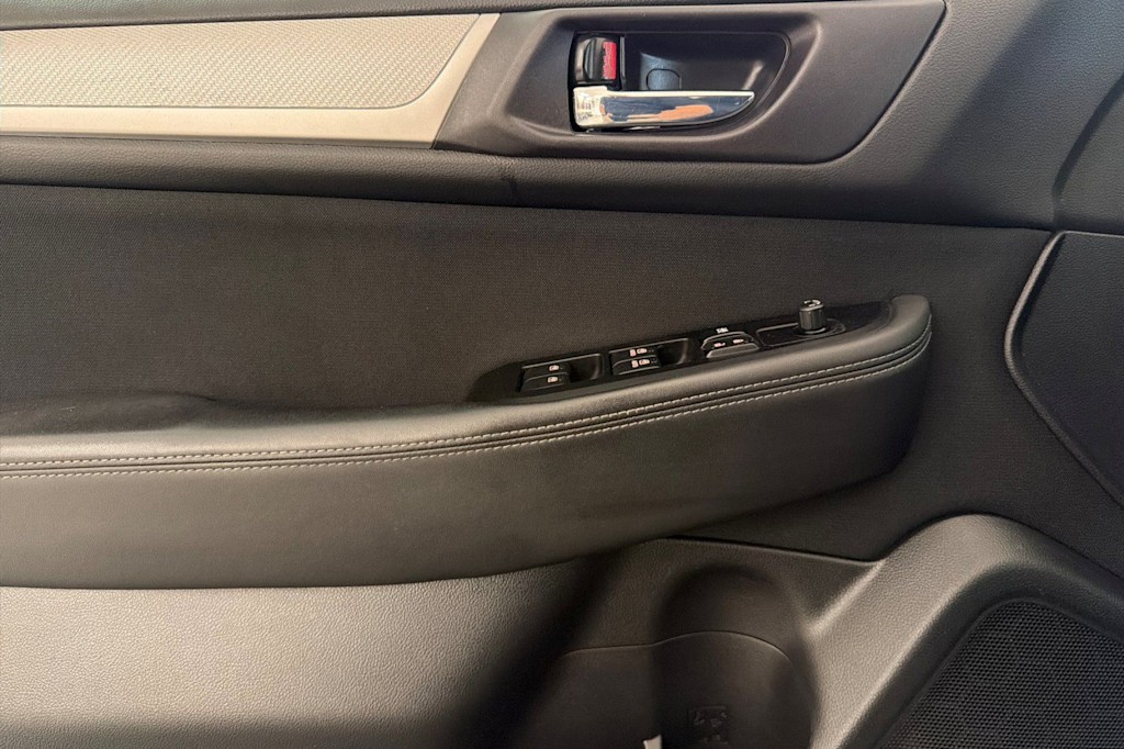 Thumbnail: 2016 Subaru Outback - 22