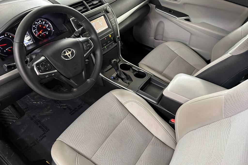 Thumbnail: 2017 Toyota Camry - 8