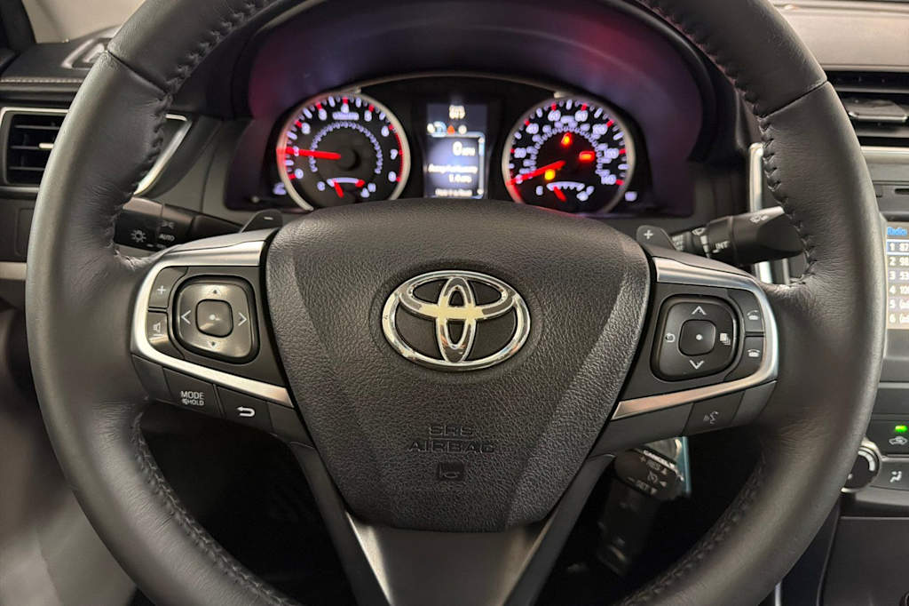 Thumbnail: 2017 Toyota Camry - 24