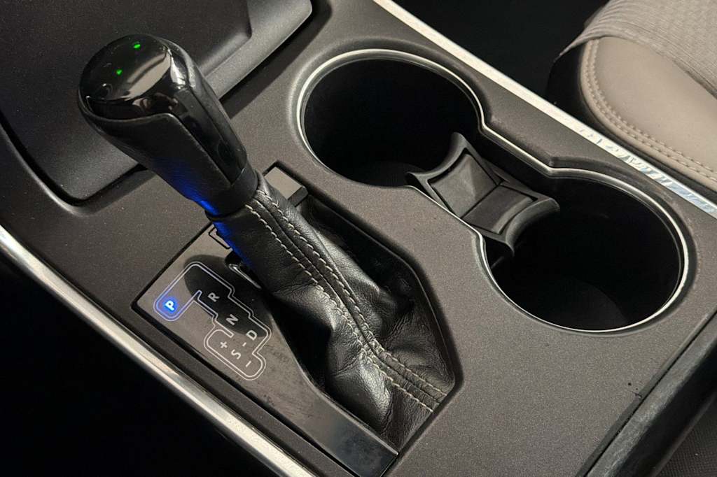 Thumbnail: 2017 Toyota Camry - 13