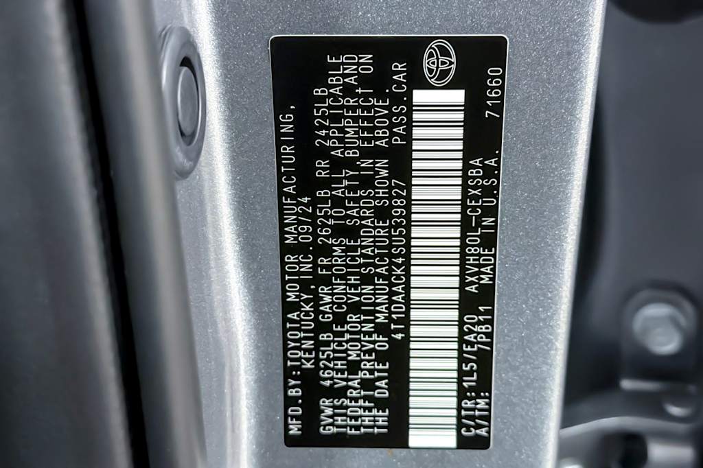Thumbnail: 2025 Toyota Camry - 15