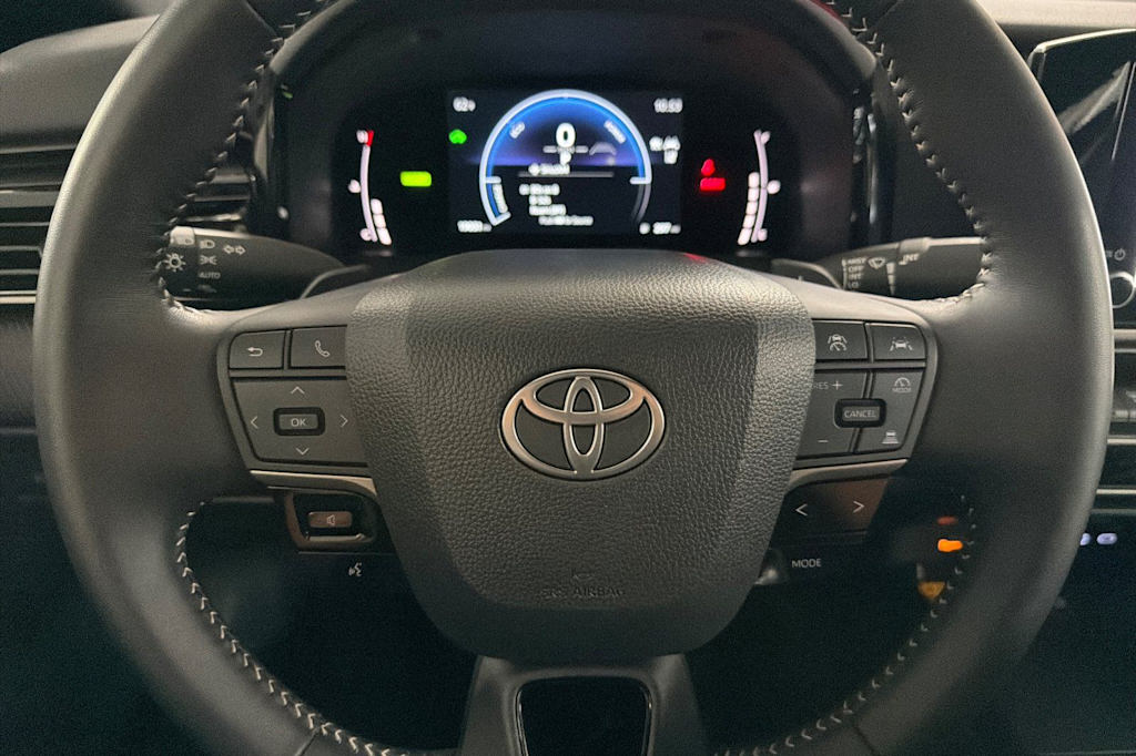 Thumbnail: 2025 Toyota Camry - 24