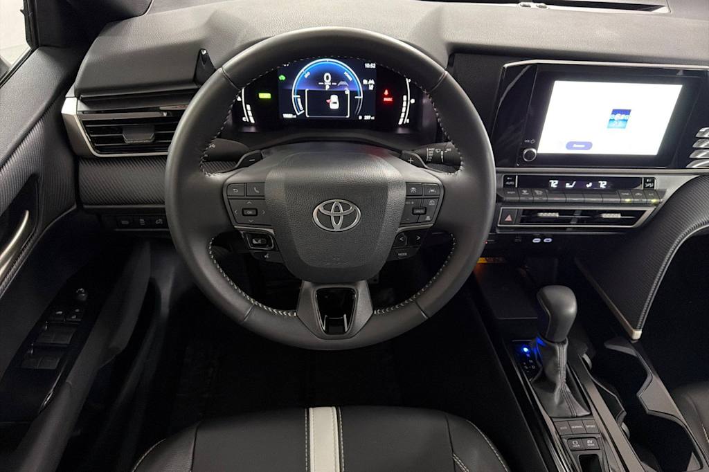 Thumbnail: 2025 Toyota Camry - 12