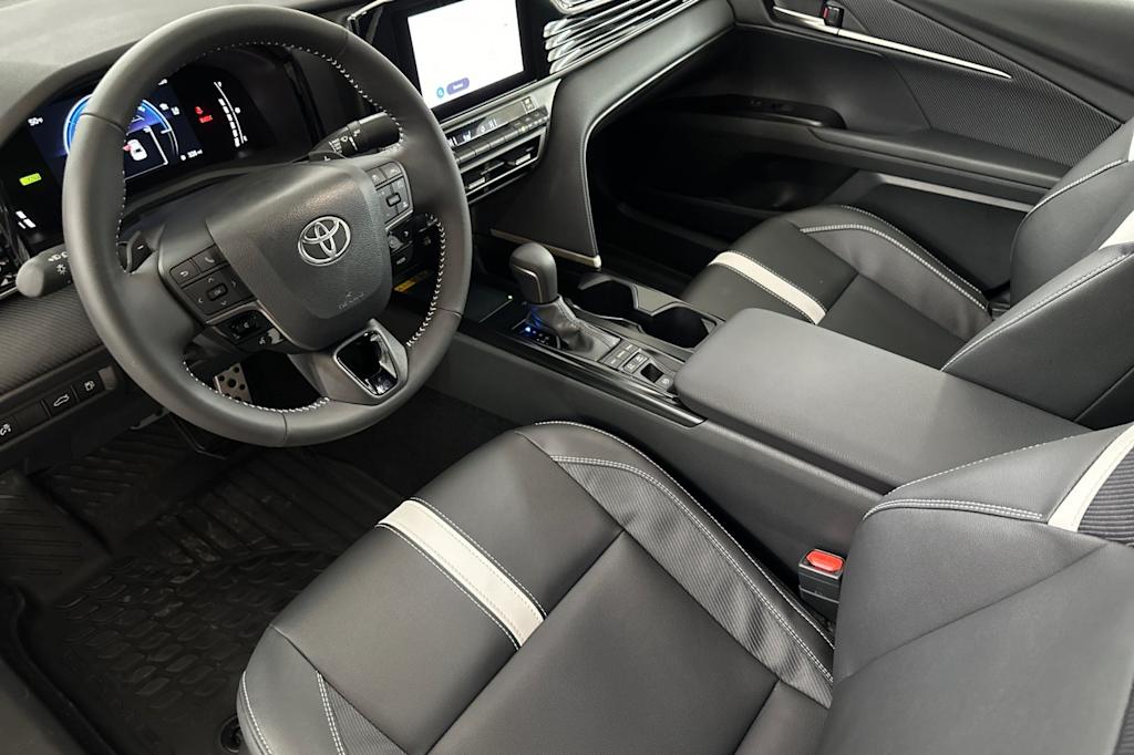 Thumbnail: 2026 Toyota Camry - 9