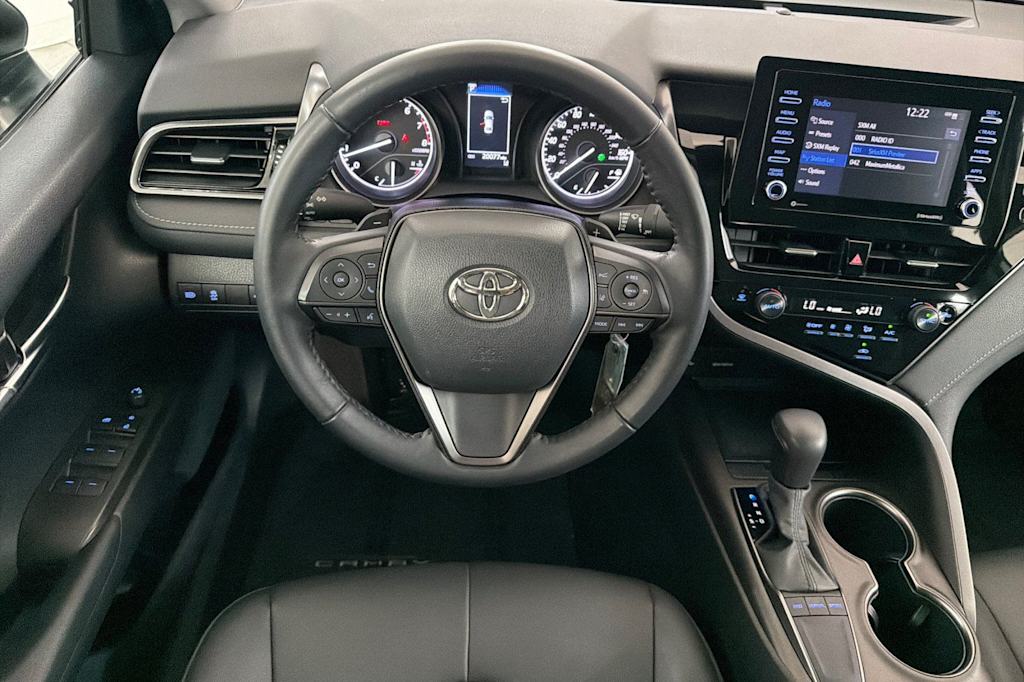 Thumbnail: 2022 Toyota Camry - 12