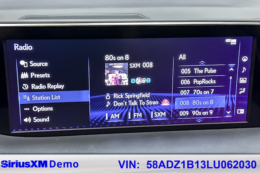 Thumbnail: 2020 Lexus ES - 16