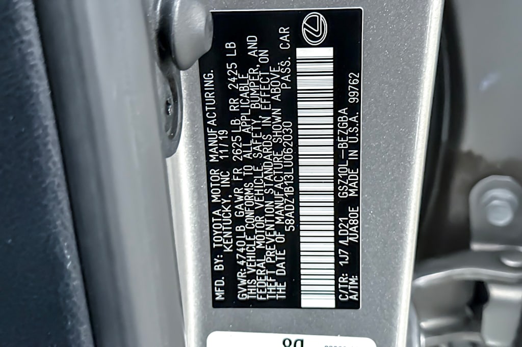 Thumbnail: 2020 Lexus ES - 29