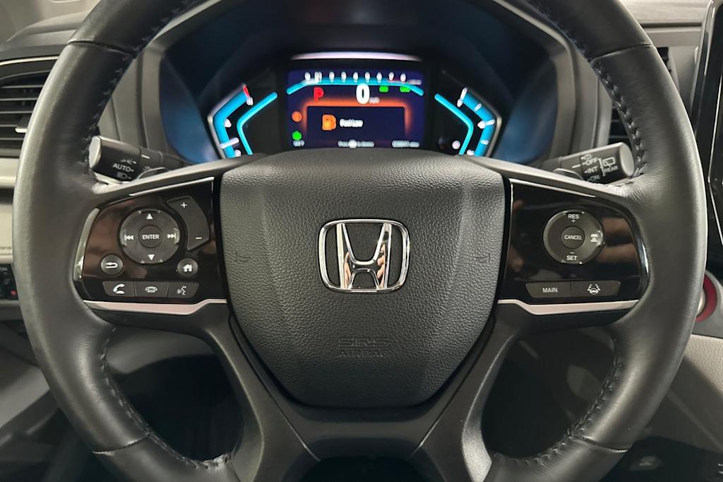 Thumbnail: 2018 Honda Odyssey - 27