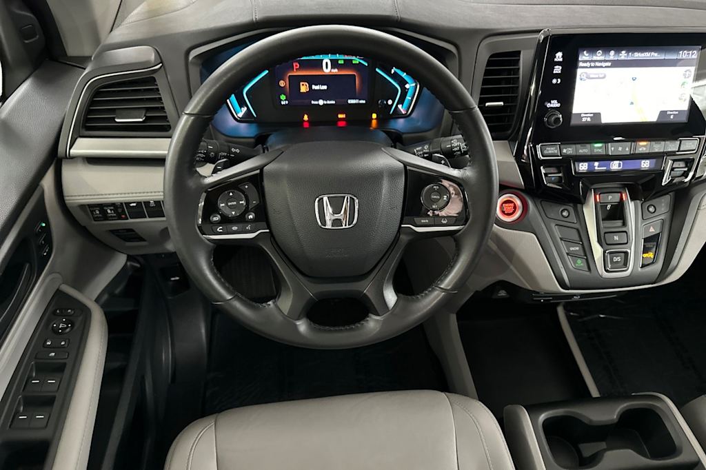 Thumbnail: 2018 Honda Odyssey - 11