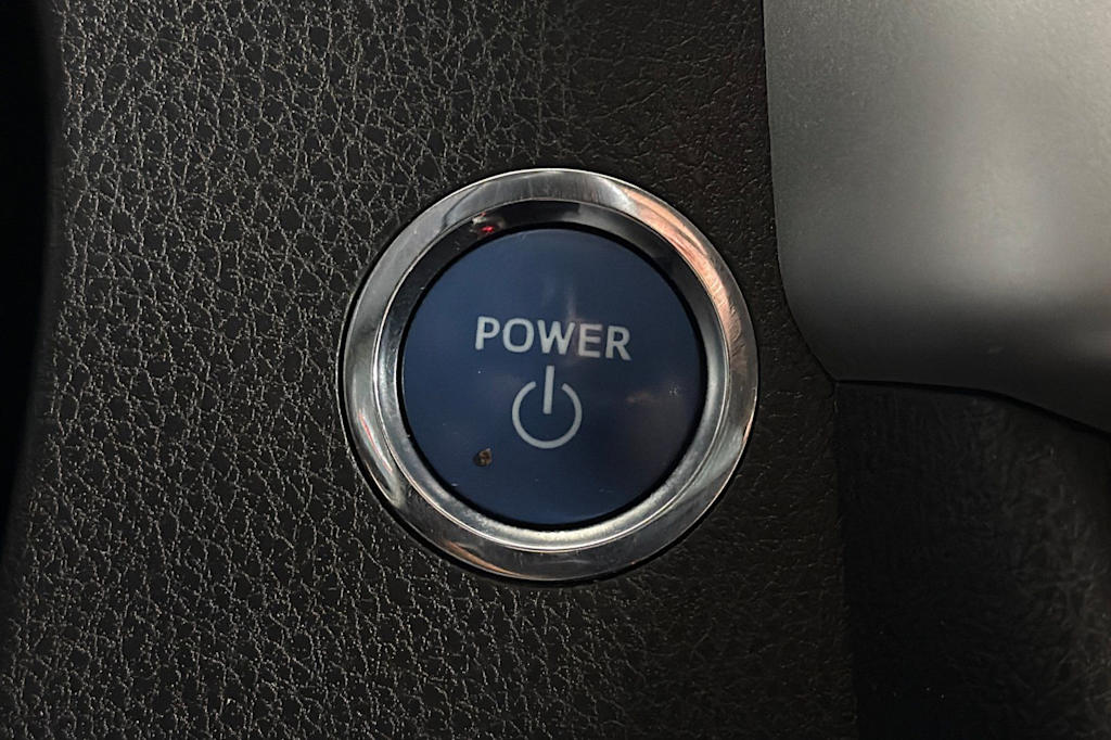Thumbnail: 2019 Toyota Highlander - 25