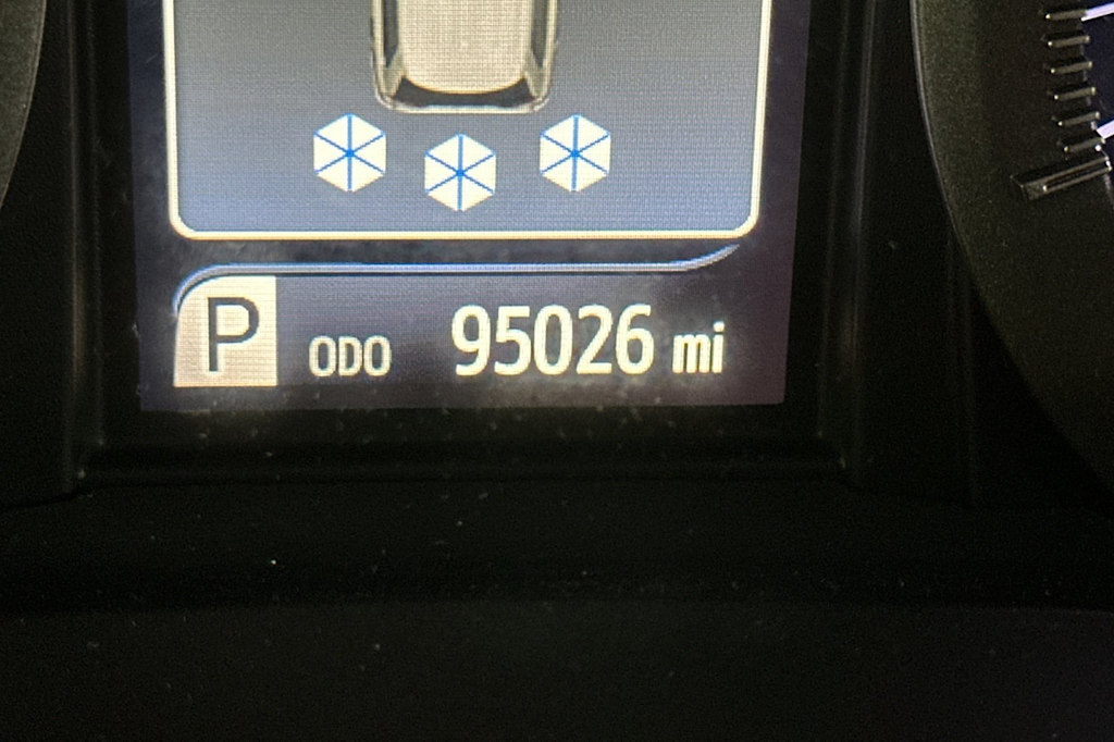 Thumbnail: 2017 Toyota Sienna - 26