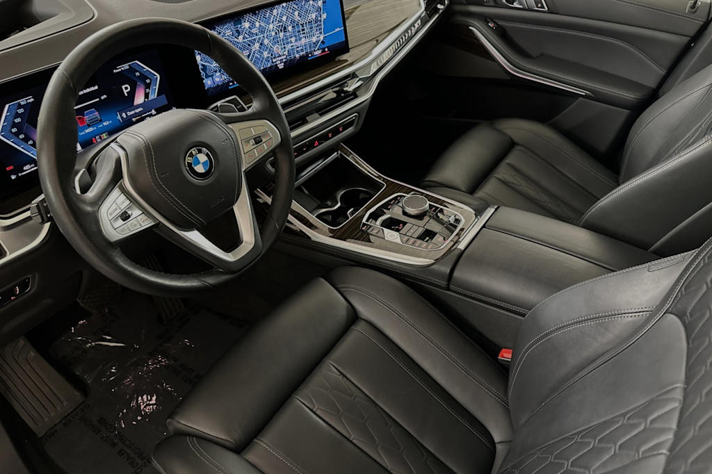 2023 BMW X7 xDrive40i 9