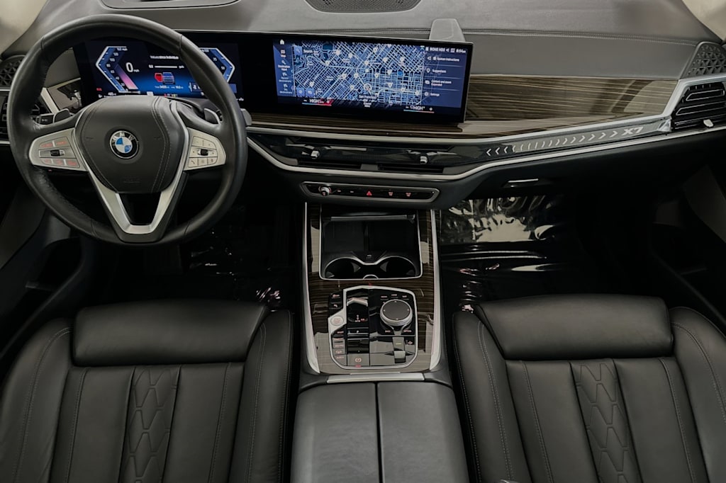 2023 BMW X7 xDrive40i 2