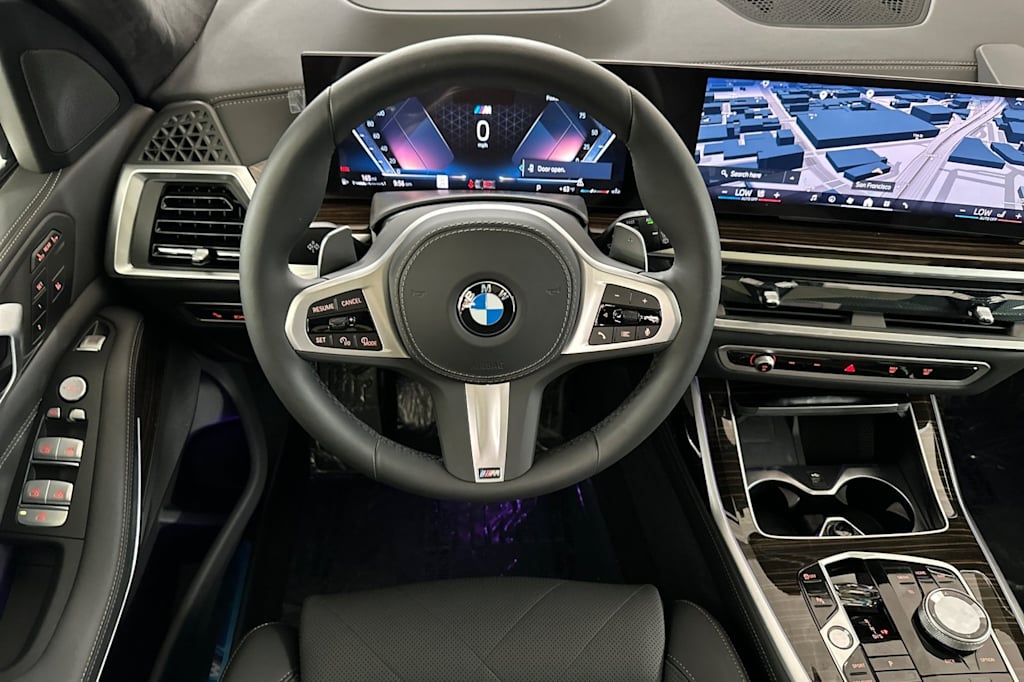 Thumbnail: 2025 BMW X7 - 12