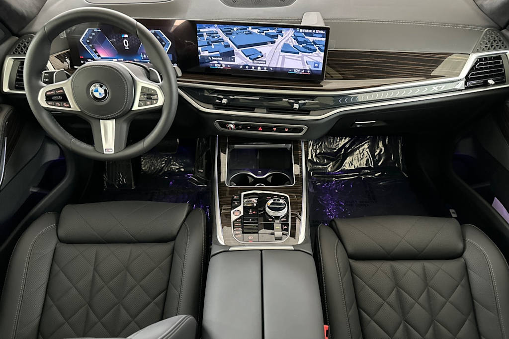 Thumbnail: 2025 BMW X7 - 2