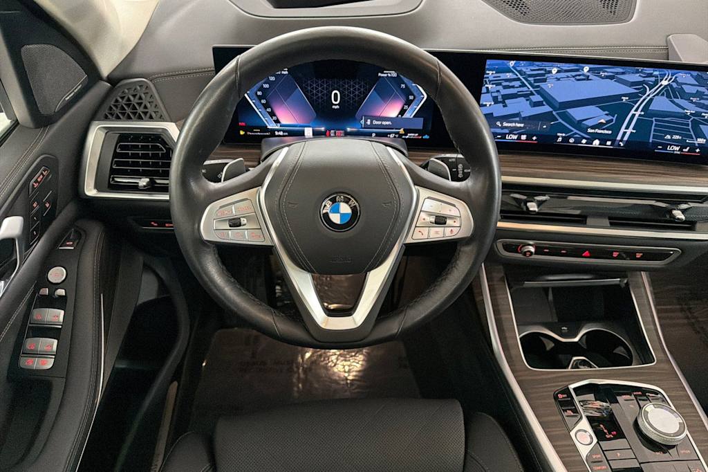 Thumbnail: 2026 BMW X7 - 11