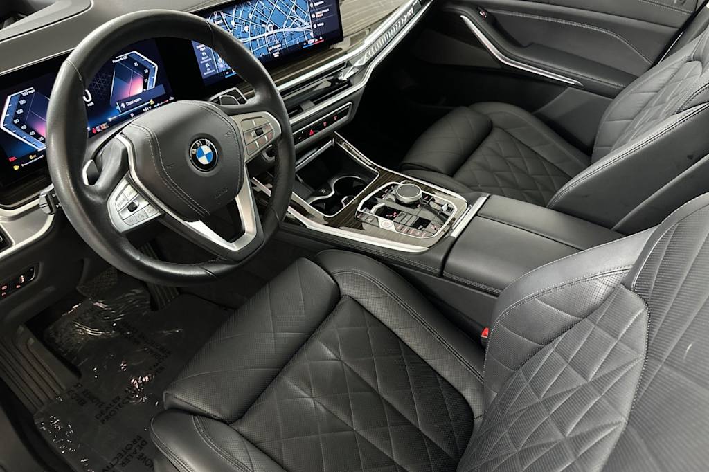 Thumbnail: 2023 BMW X7 - 10