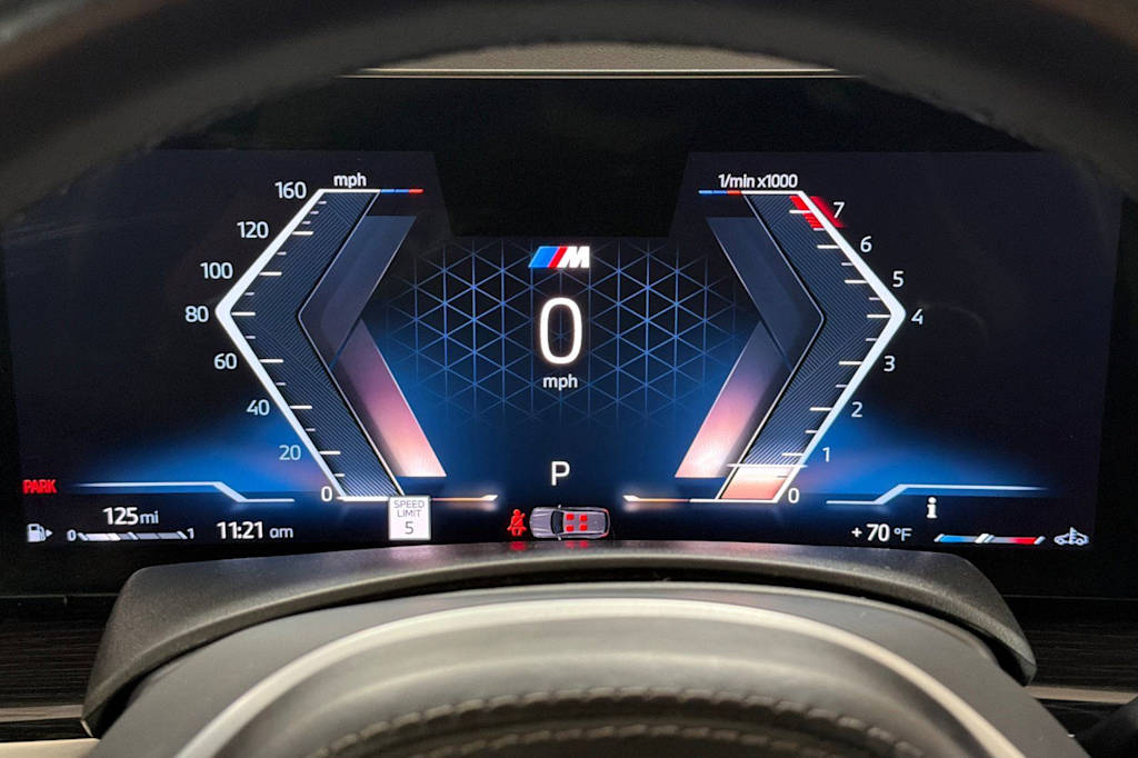 Thumbnail: 2024 BMW X7 - 15