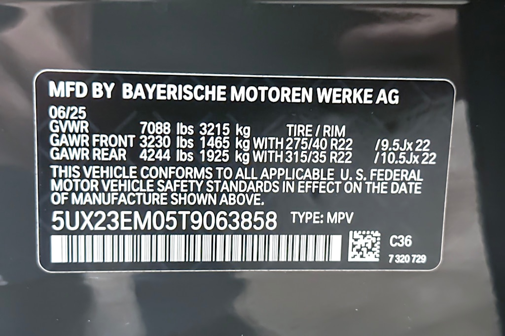 Thumbnail: 2026 BMW X7 - 17