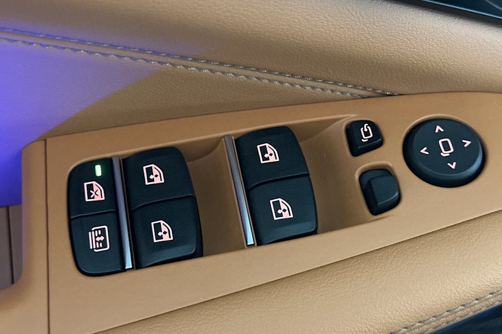 Thumbnail: 2026 BMW X7 - 22