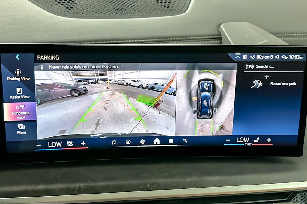 Thumbnail: 2025 BMW X7 - 25