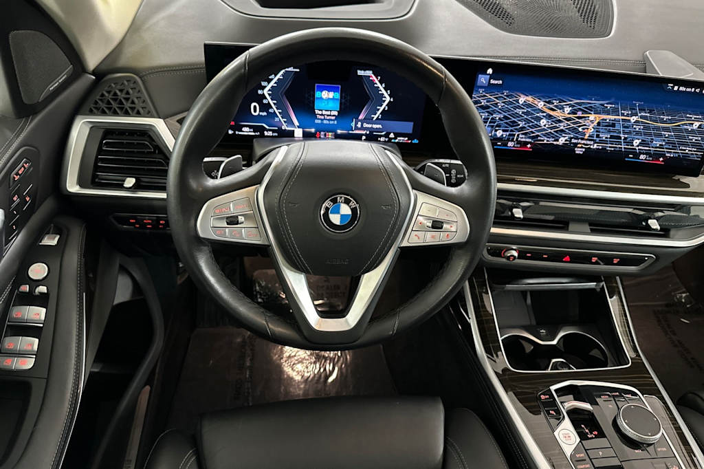 Thumbnail: 2023 BMW X7 - 8