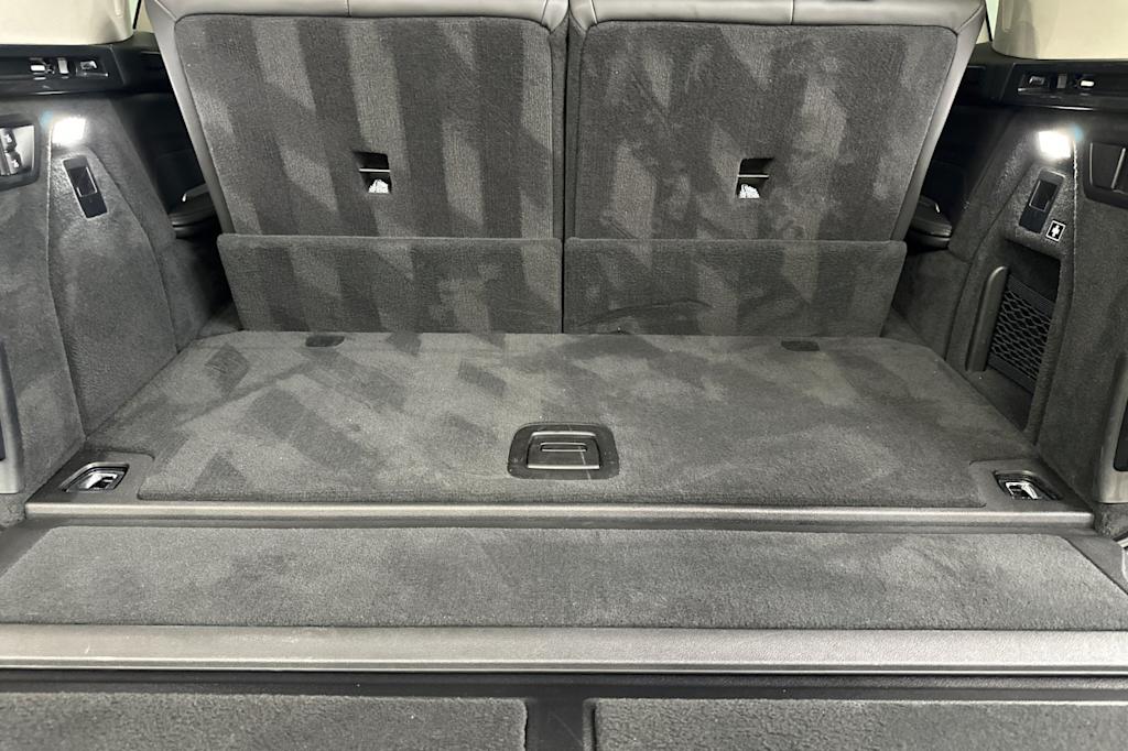 Thumbnail: 2023 BMW X7 - 15