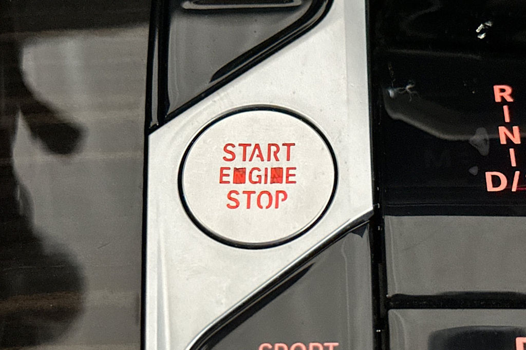 Thumbnail: 2023 BMW X7 - 25