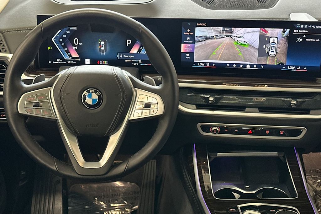 2025 BMW X7 xDrive40i 11