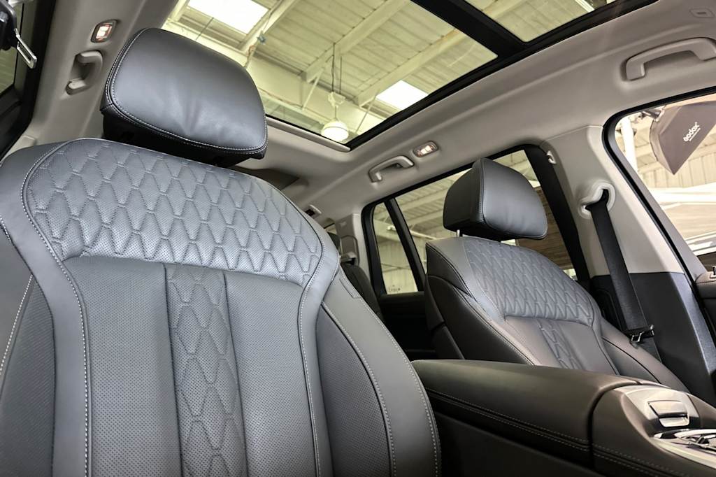2025 BMW X7 xDrive40i 22