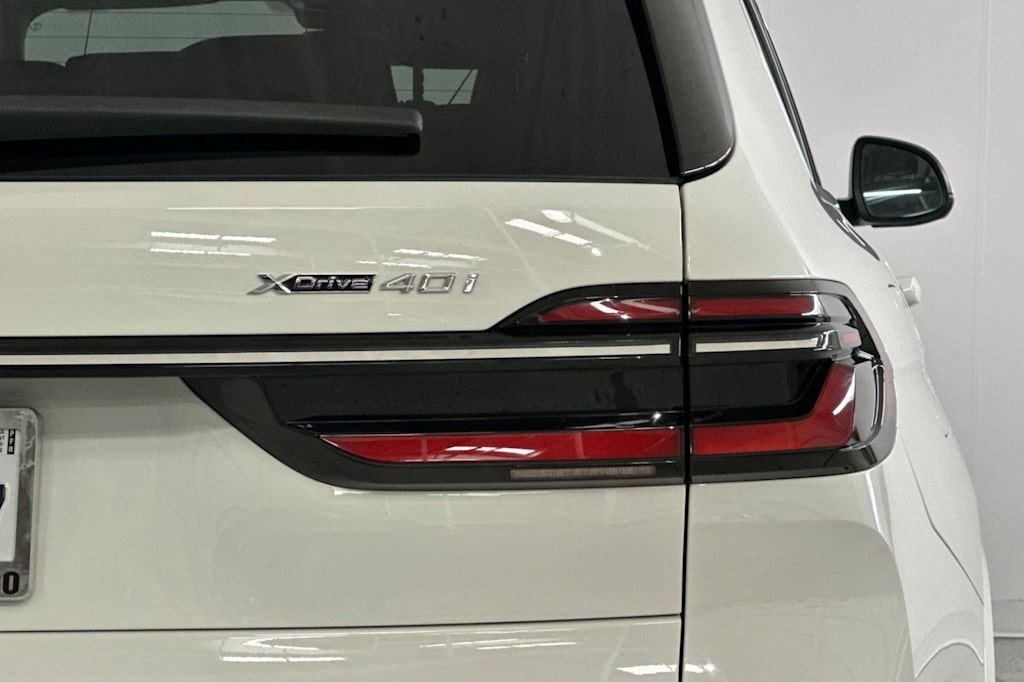 2025 BMW X7 xDrive40i 27