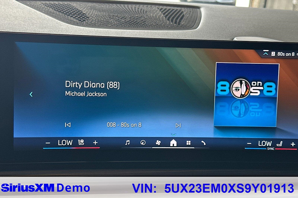 2025 BMW X7 xDrive40i 30