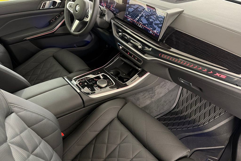 Thumbnail: 2026 BMW X5 - 12