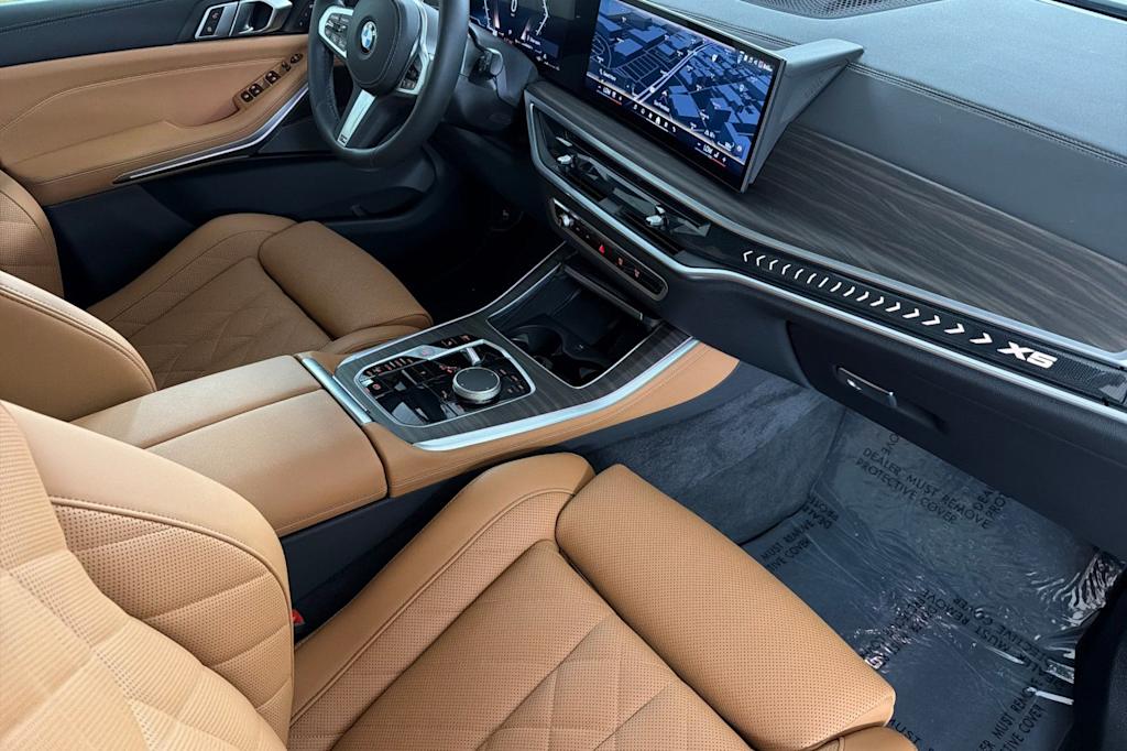 Thumbnail: 2026 BMW X5 - 10