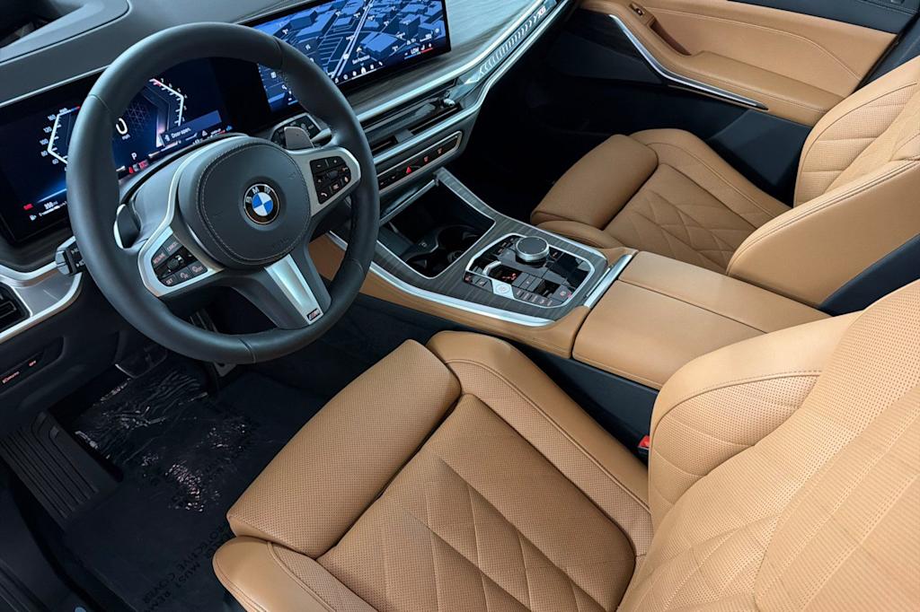 Thumbnail: 2026 BMW X5 - 9