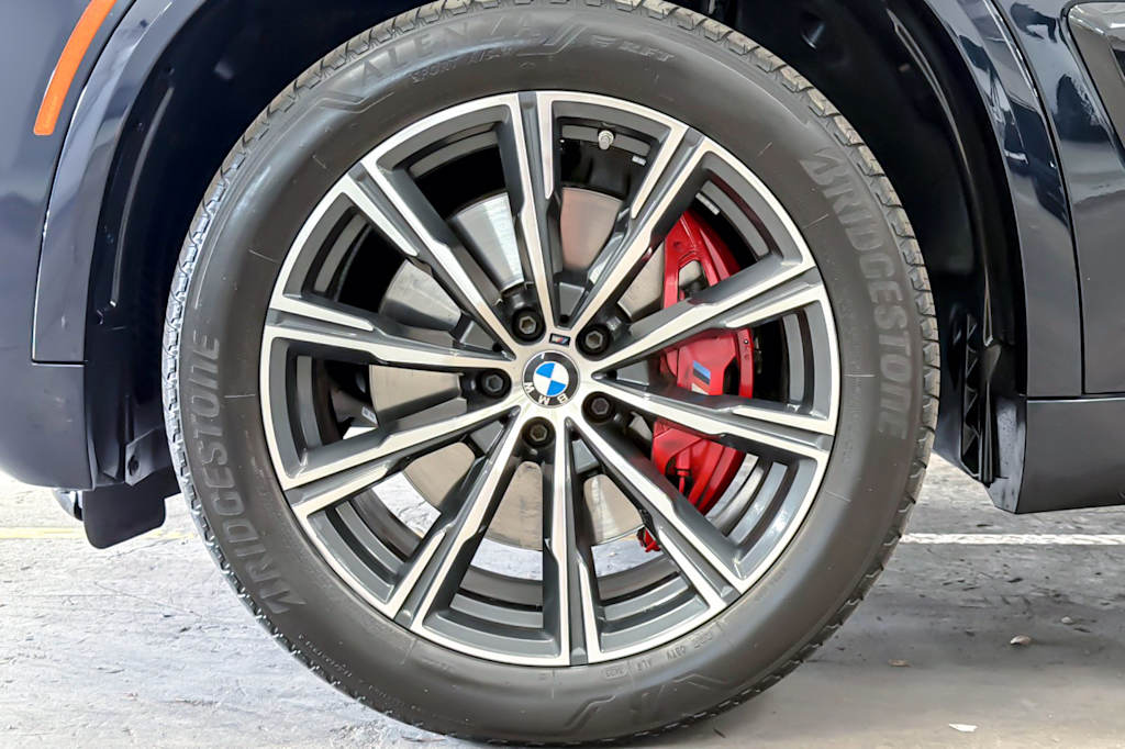 Thumbnail: 2024 BMW X5 - 8