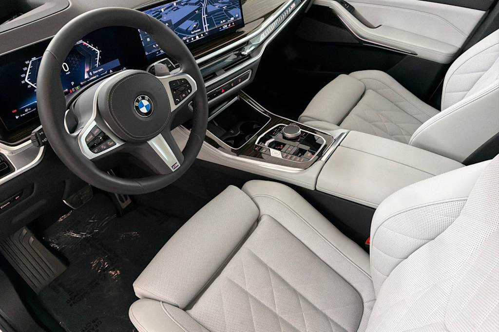 Thumbnail: 2026 BMW X5 - 9