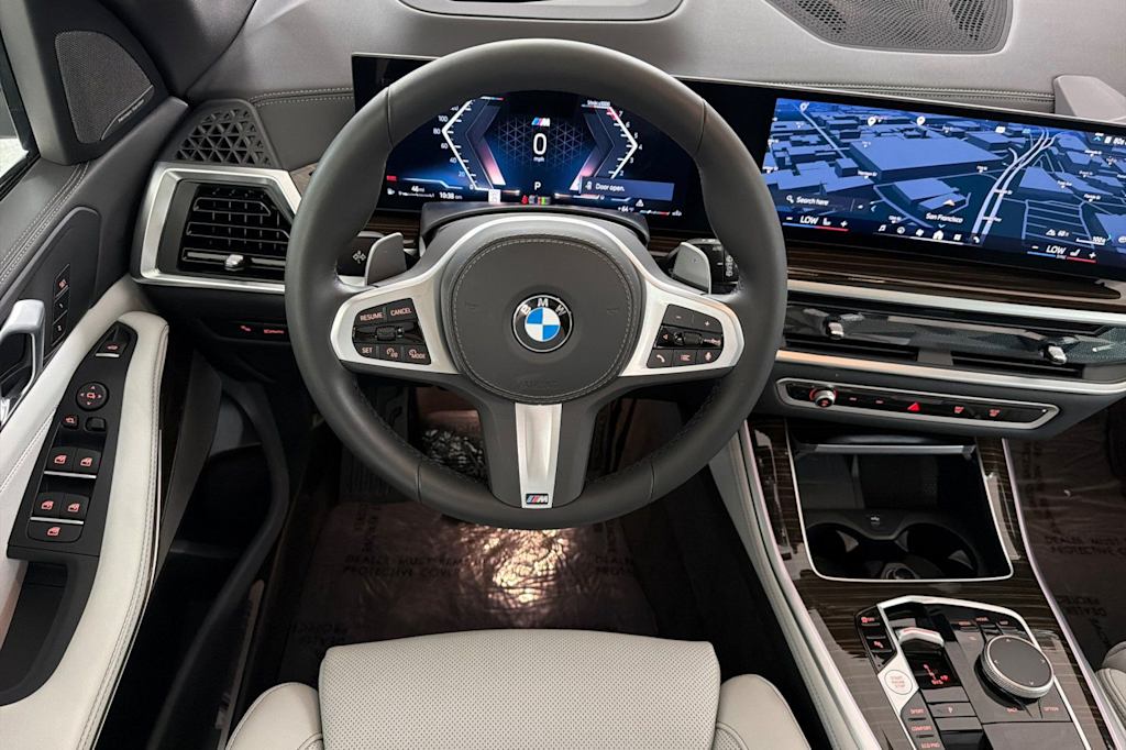 Thumbnail: 2026 BMW X5 - 12