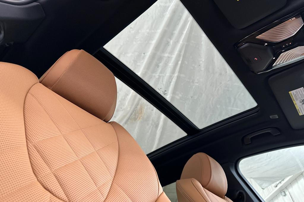 Thumbnail: 2026 BMW X5 - 22