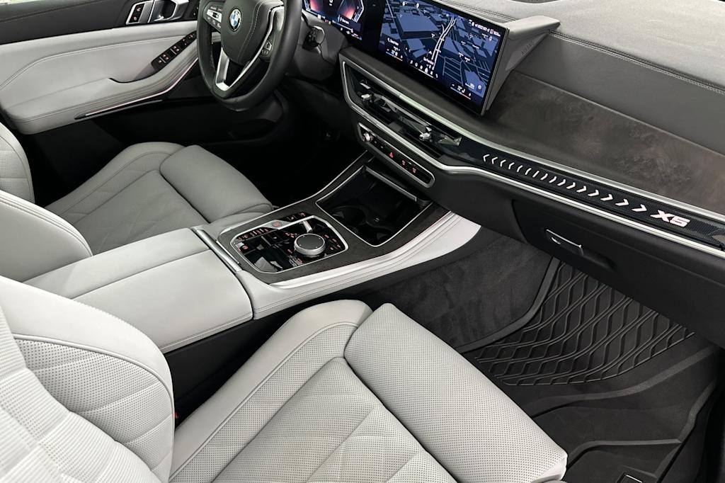 Thumbnail: 2024 BMW X5 - 12