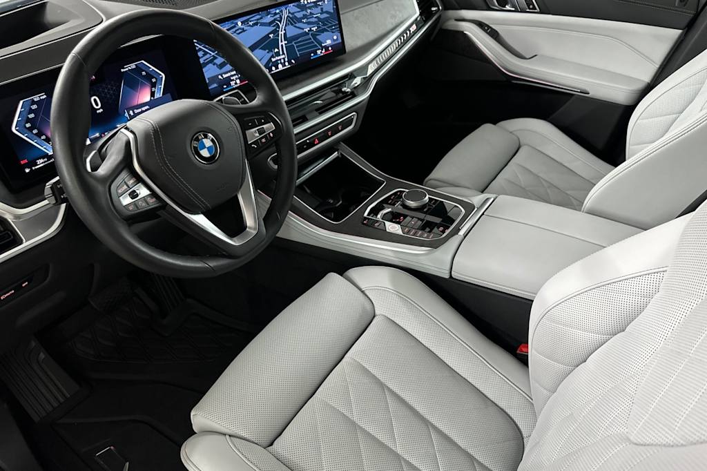 Thumbnail: 2024 BMW X5 - 9