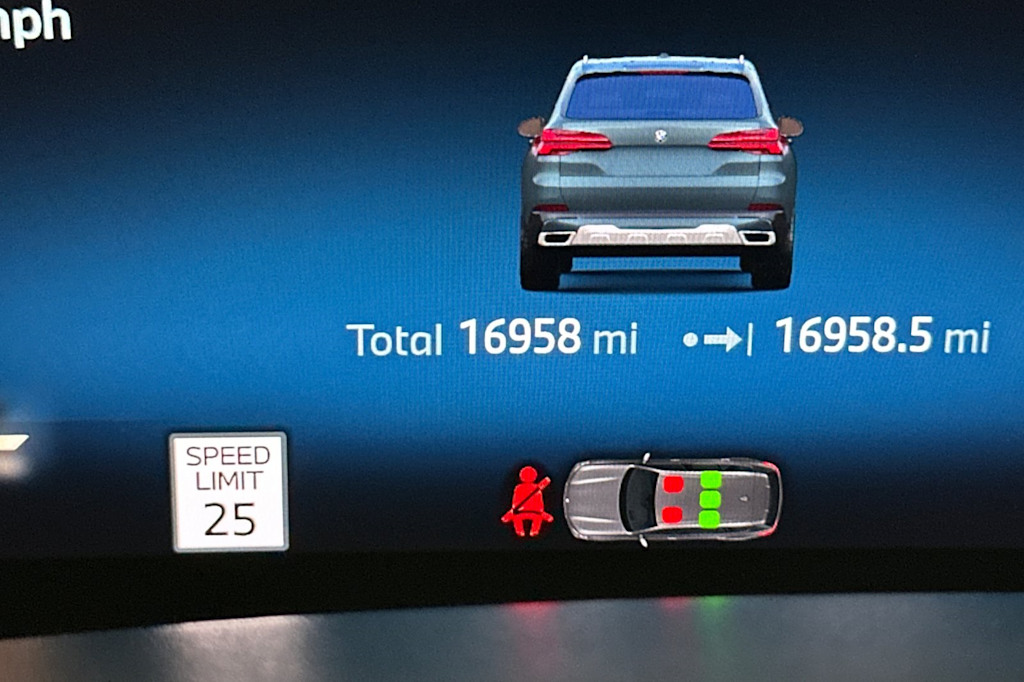 Thumbnail: 2024 BMW X5 - 29