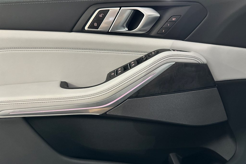 Thumbnail: 2024 BMW X5 - 21