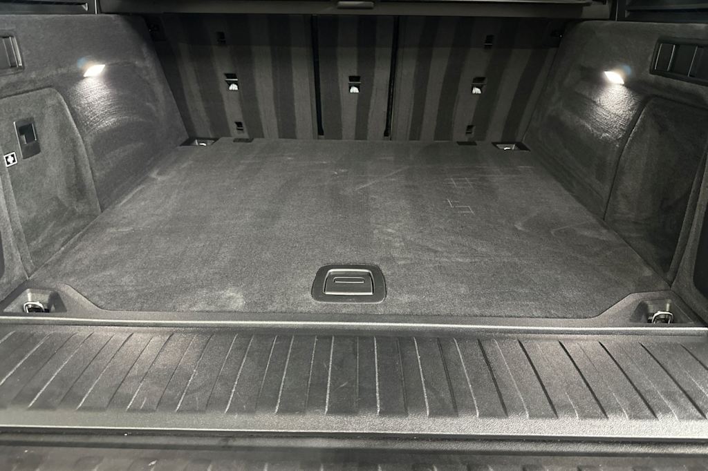 Thumbnail: 2024 BMW X5 - 16